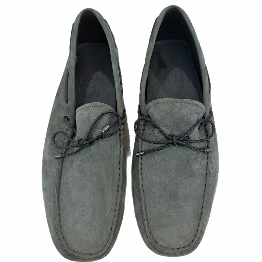 Tod’s Gommino Loafers - Size 8